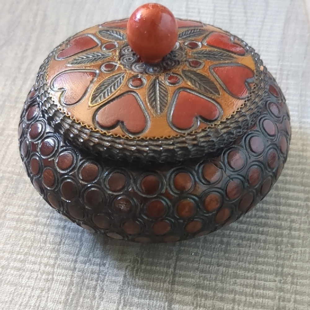 Vintage Hand-carved Decorative Wooden Trinket Box